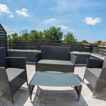 פאז'אנה Apartments Mojeljeto מראה חיצוני תמונה