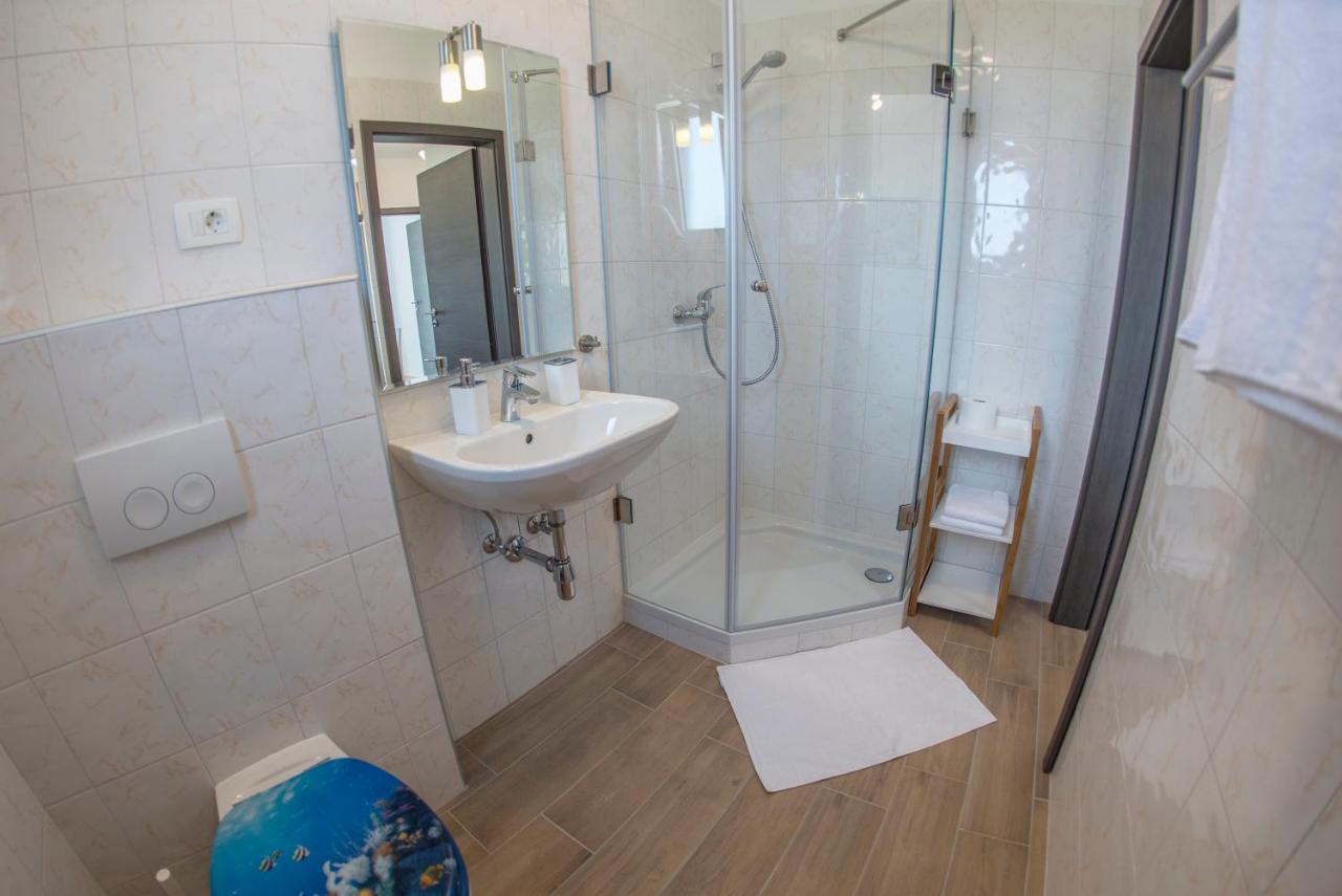 פאז'אנה Apartments Mojeljeto מראה חיצוני תמונה